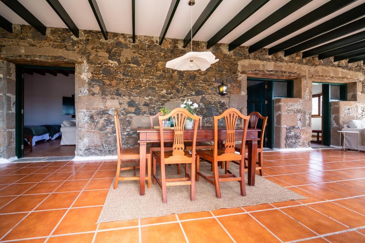 Villa Casa "Entre Vinedos" En Masdache Tías Exterior foto